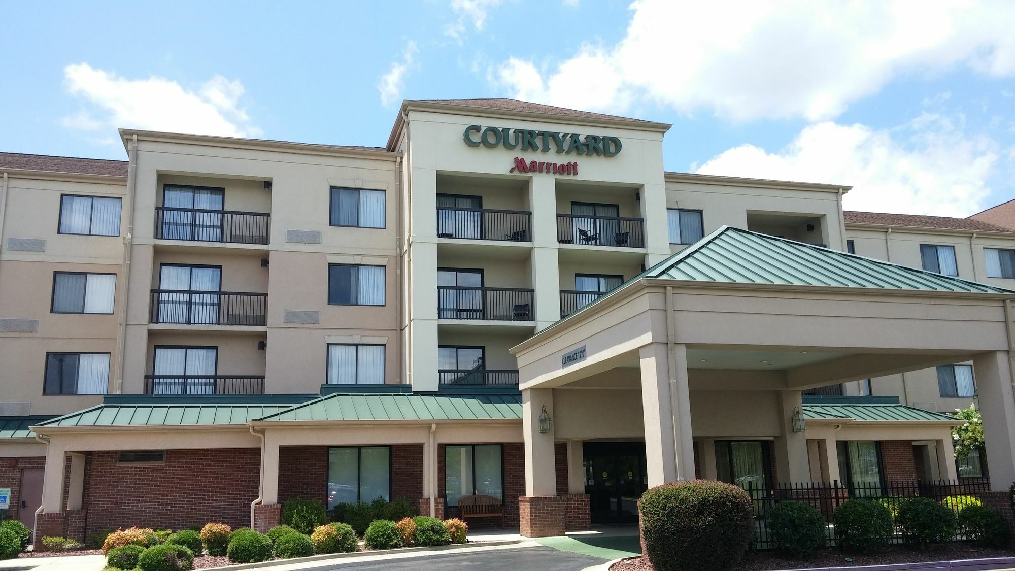 Courtyard By Marriott Decatur Hotel Buitenkant foto